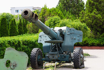 Old artillery gun of the last century in the city center, Ukraine