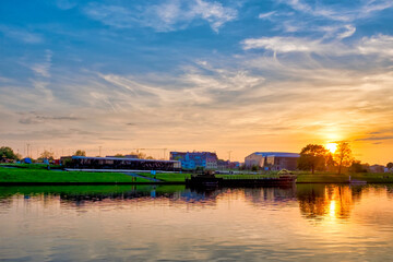 Fototapeta premium Sunset over the river Vistula