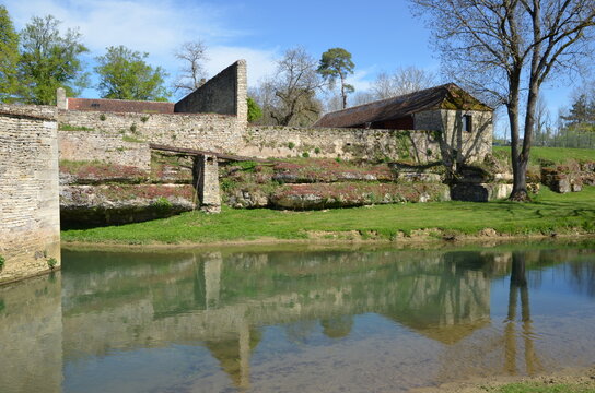 Int&eacute;rieur forge de Buffon sur le canal de Bourgogne