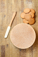 Dark and white chocolate cake with cookies
