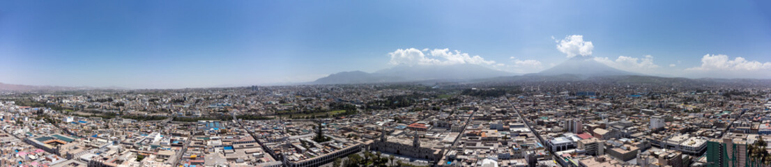 Fototapeta na wymiar Aerial view of the city of Arequipa and its volcanoes.