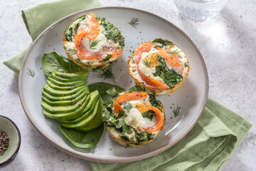 Egg muffins with salmon, spinach and cheese