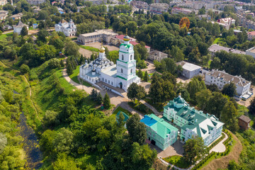 Obraz premium Drone view of Troitsky cathedral (Holy Trinity cathedral, 1674-1676) on sunny summer day. Vyazma, Smolensk Oblast, Russia.