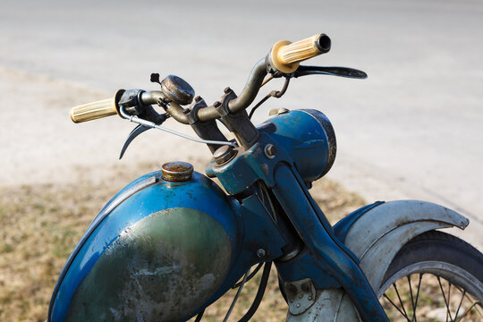 Altes Motorrad. Old motorbike.