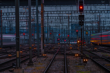 Rails in Zurich main station 2022 04 03 after sunset