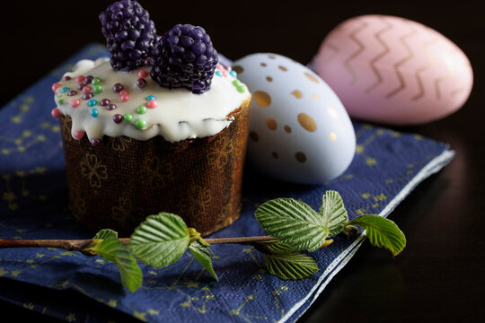 Easter cake and decorative eggs.