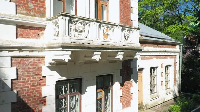 Manor-park Complex Gatowski-Poklevsky-Kozell Estate On Bank Of River Dobosna. Krasny Bereg Red Beach. Zhlobin district. RED BEACH VILLAGE. The city Krasnyj bereg.