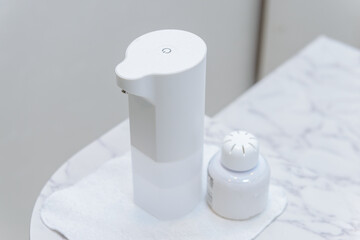 非接種アルコール噴霧器　アルコールディスペンサー