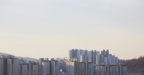 Apartment landscapes commonly seen in Korea.
