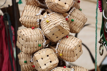 Obraz premium selective focus: colorful knitted basket produced by villagers in Turkey