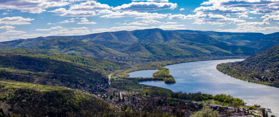 Fototapeta na wymiar Landscape with the Danube seen from Visegrad - Hungary