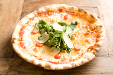 Healthy vegetables and mushrooms vegetarian pizza