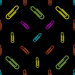 Paper Clip Icon Seamless Pattern