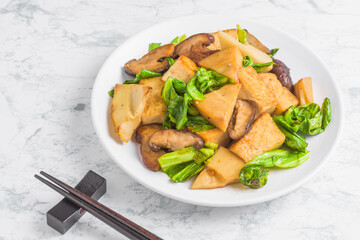 筍と豆腐のオイスターソース炒め