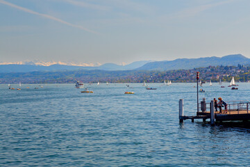 In Zürich am Zürichsee