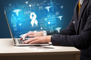 hand browsing on the internet for medical issues