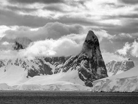 Ana Peaks on false Cape Renard guard the northern entrance to the Lemaire Channel
