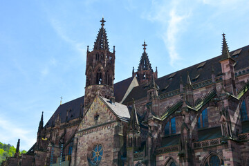 Fototapeta premium The great Minster in the city of Freiburg