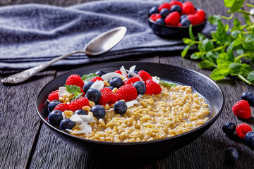 hulled whole grain oat porridge with berries