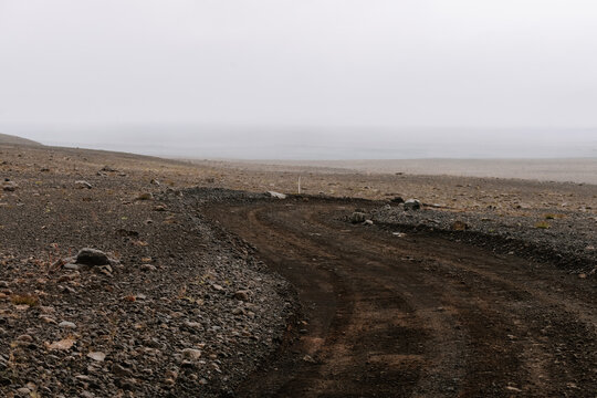 Gravel road in the Icelandic Highlands