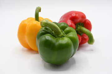 peperoni verde giallo rosso 