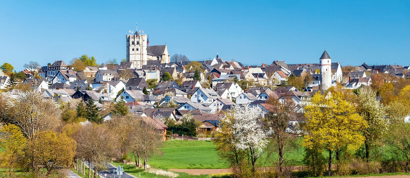 Stadtansicht von M&uuml;nstermaifeld, Rheinland-Pfalz, Deutschland