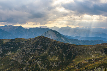 Obraz premium Rays of lights on the beautiful mountains.