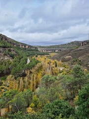 Fototapeta na wymiar Río Júcar a su paso por Cuenca 