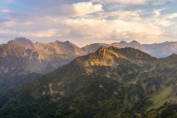 Fototapeta premium Sunset in the mountains