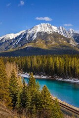 Fototapeta premium River And Mountains In Banff On A Bright Day