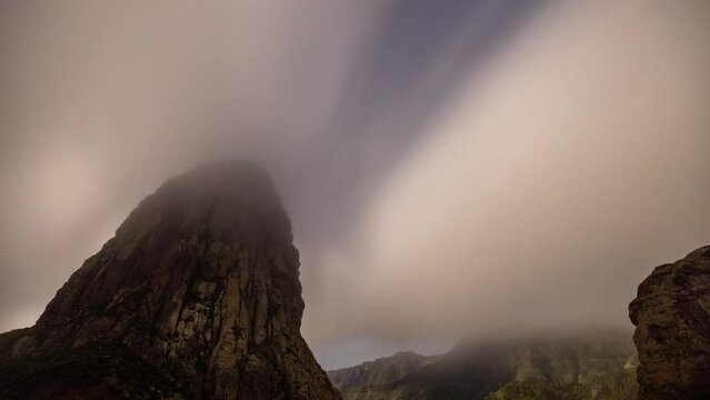 Star timelapse of roque agando la gormera with beautiful sky