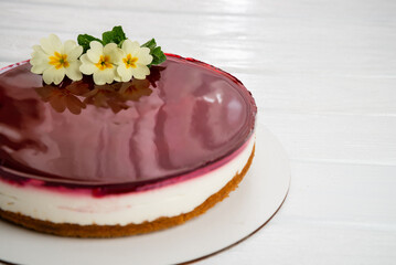 Jelly cake decorated with flowers