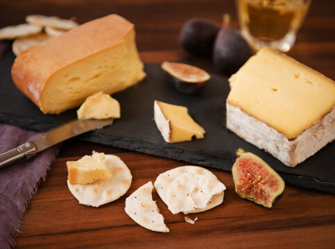 Gourmet cheese with crackers and figs
