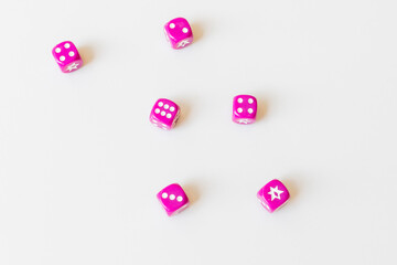 Dices with a random outcome result