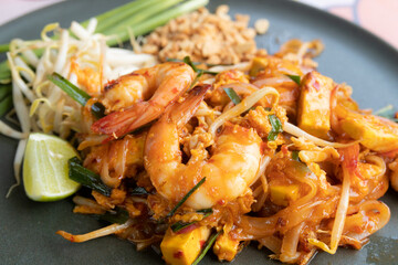 Fried noodles Thai style with prawns
