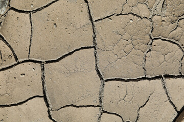 sequía tierra seca agrietada falta de agua textura desertización sur almería españa 4M0A4555-as22