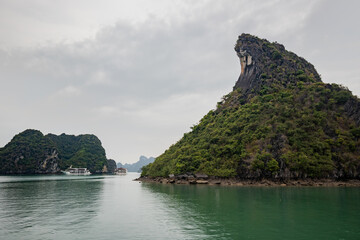 Fototapeta na wymiar Lan Ha Bay, Vietnam.