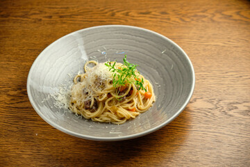 Spaghetti pasta with tomato sauce, mozzarella cheese