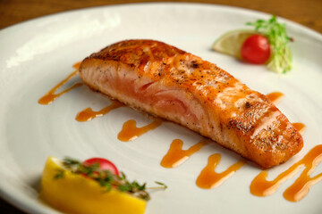 Fried salmon fillet