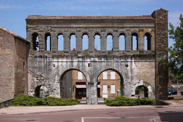 Fototapeta na wymiar Porte Saint-André, an ancient roman city gate in Autun, Bourgogne region in France