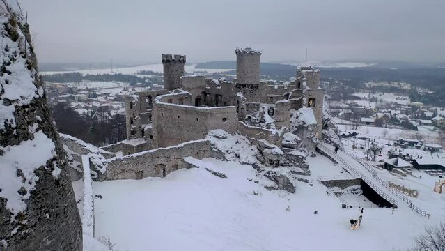 Ogrodzieniec castle near Podzamcze vilage, Krakow-Czestochowa Upland region, Poland, 4k footage