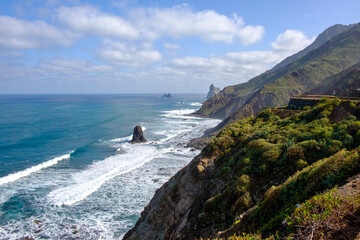 Blick vom Anaga Gebirge auf die Küste, Teneriffa