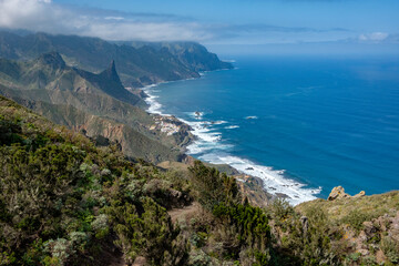 Obraz premium Blick vom Anaga Gebirge auf die Küste, Teneriffa