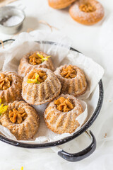 Cinnamon doughnuts and cakes with dulce de leche