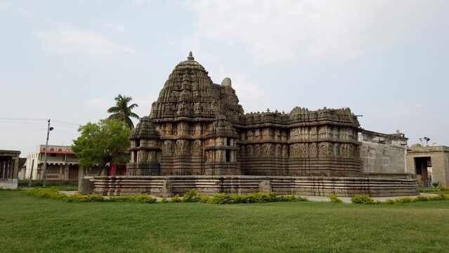 An Old Shiva temple built in Hoysala style during the 13th century with beautiful stone carvings of deities on the exterior at Hosaholalu which is an important pilgrimage in Karnataka. India.