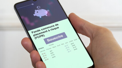 Souscrire à un fonds FCPR, demander à bénéficier d'un dispositif de réduction l'impôt fcpr.  Défiscalisation fonds commun de placement à risque.