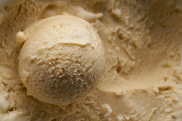 Vanilla ice cream texture and ball.