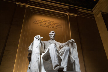 Abraham Lincoln Memorial Statue at Night