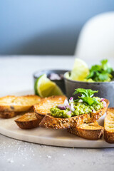 Guacamole with bruschetta 