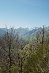 Obraz premium Beautiful view of Natural Park Las Ubiñas and La Mesa, in Asturias. Mountains with snow in the background